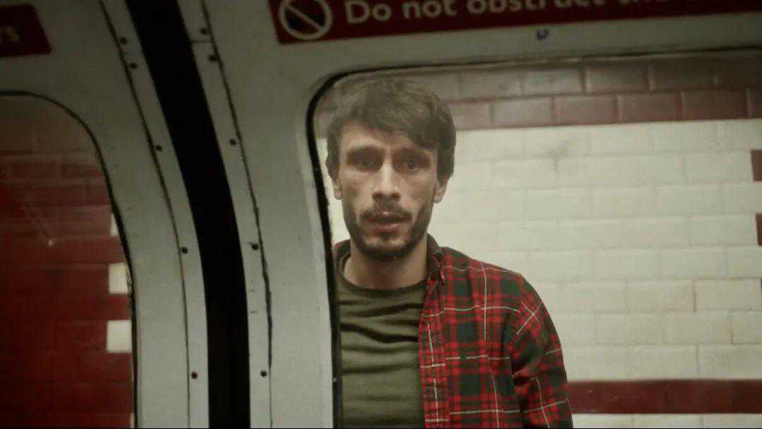 网飞又出禁忌题材，豆瓣8.6，反套路女跟踪狂，高分冷门神作