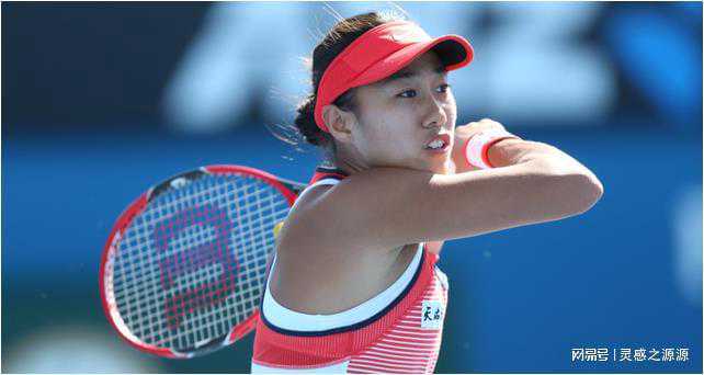 姑娘，别被邓文迪的传奇人生给骗了