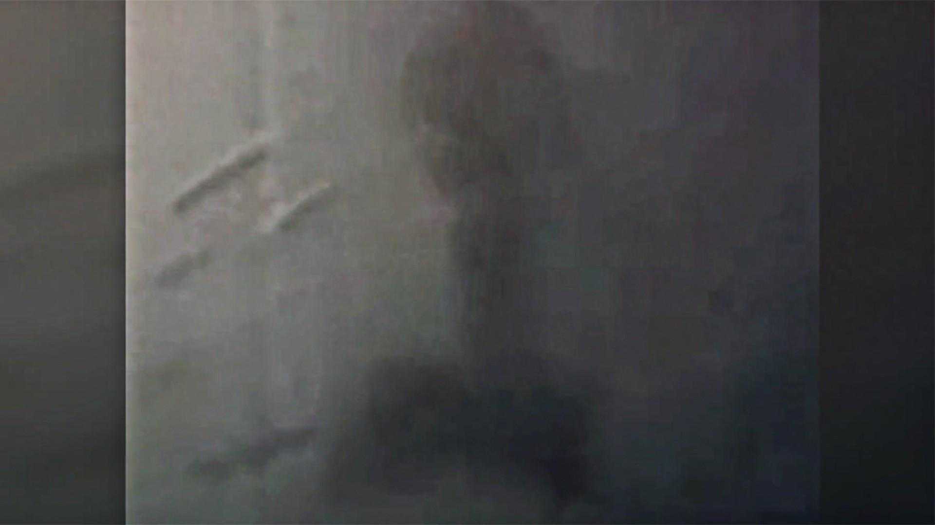 有渔民使用相机拍到人形水生物 再次使人联想到神秘的美人鱼！