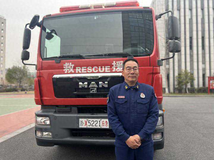 安全驾驶消防车100万公里，带出上千名徒弟，杭州这名消防员有了新身份