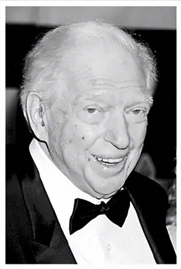 《你怕黑吗？》阅记7:坦纳、黛安娜、凯利上演猫捉老鼠游戏