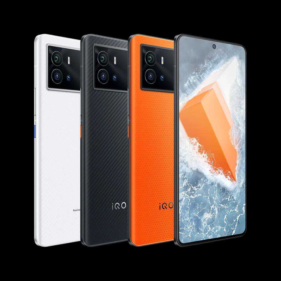 性价比超高的三款iQOO手机，游戏党闭眼入