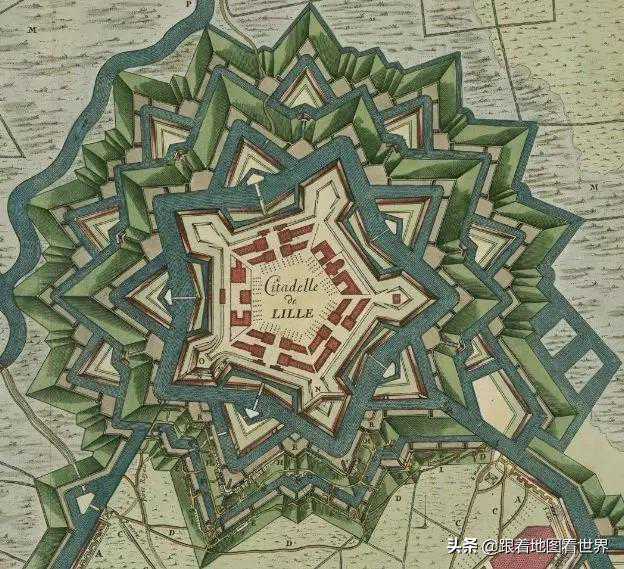 中世纪欧洲的攻城兵器：如何攻克城堡？攻城兵器被冠上动物名字