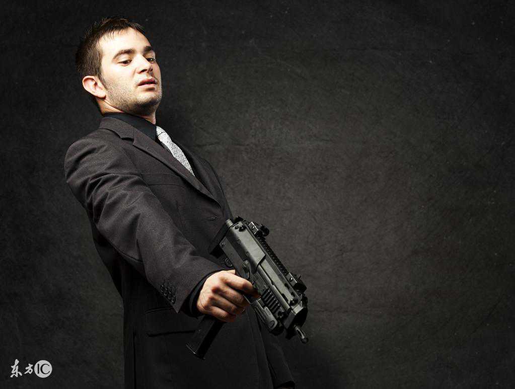 杀手日记（2）丨亲手杀死罪犯父亲，才是成为杀手的第一步