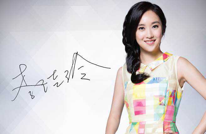 甜心主播李佳玲除夕播报 长官煮火锅围炉揪甘心