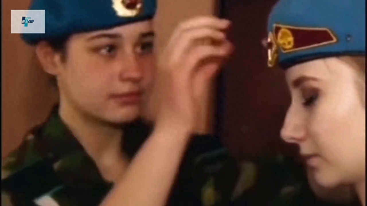 最美乌克兰女兵，乌克兰美女部队不仅能救人，还能拿起武器...