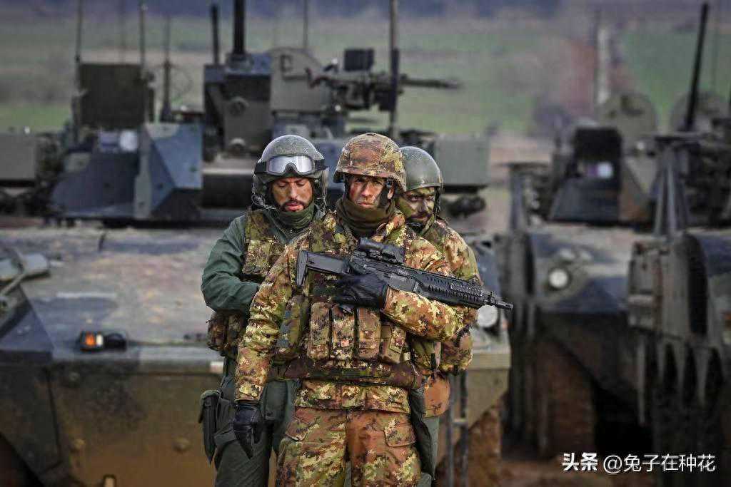 82辆主战坦克，只要不投降就是精锐，意大利陆军第132装甲旅