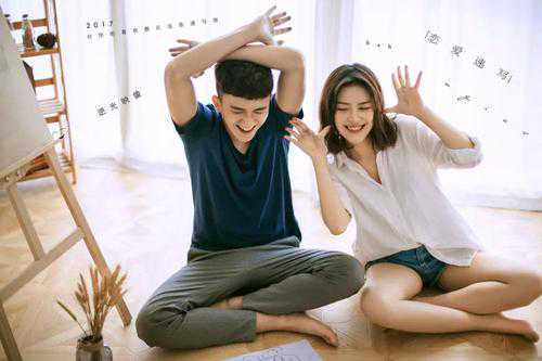 情侣之间的感情升温小游戏，异地恋也能玩！