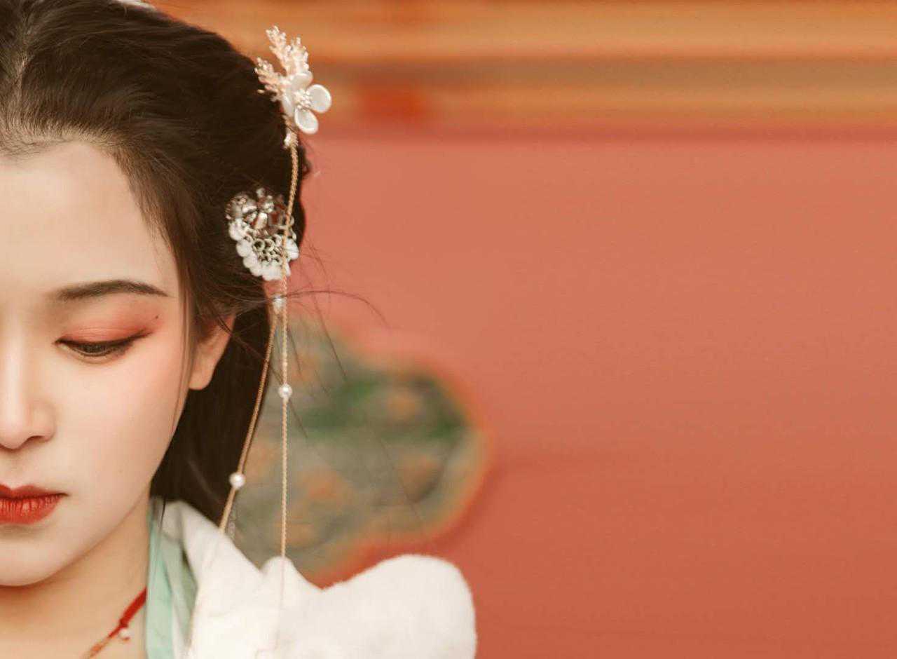 小说：她面临陷害一脸淡定，还把公主气跳脚，想杀她都只能干瞪眼