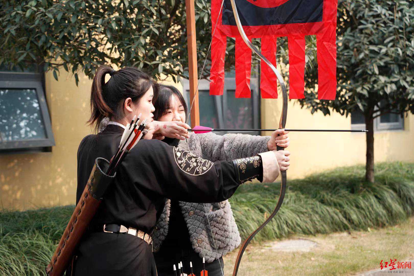 我的大运丨曾经小众的射箭，现身成都各大商圈，今年市锦标赛有600余人次参赛