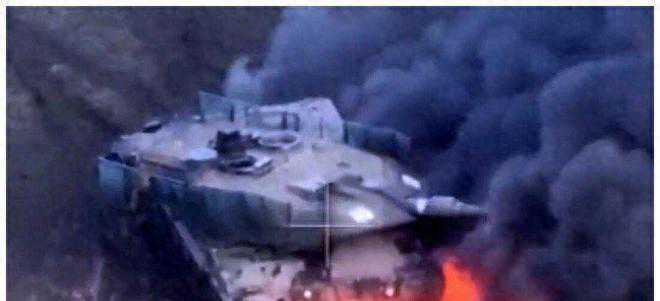 冤大头豹2坦克！美英老狐狸不出手，宝贝坚守！