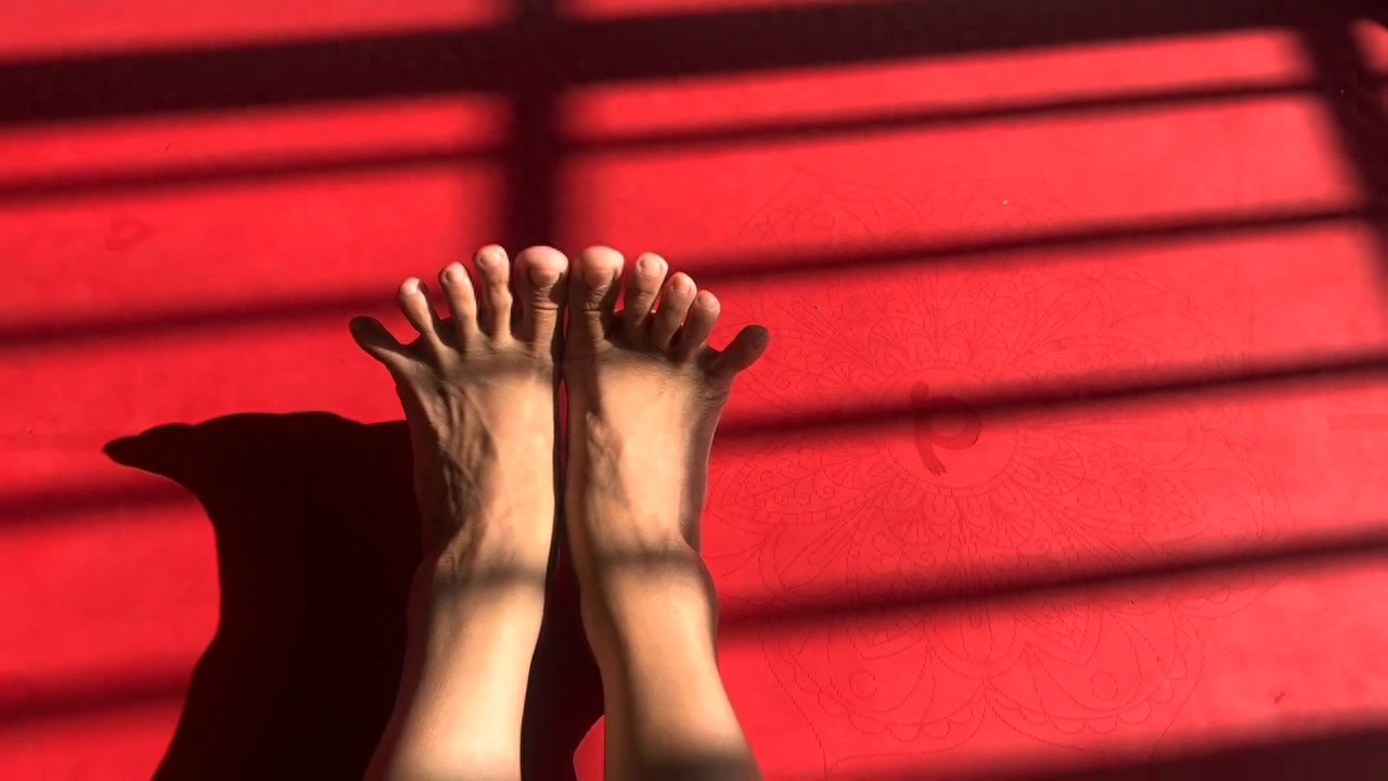 做一个简单的游戏，预防和缓解孕期水肿😄