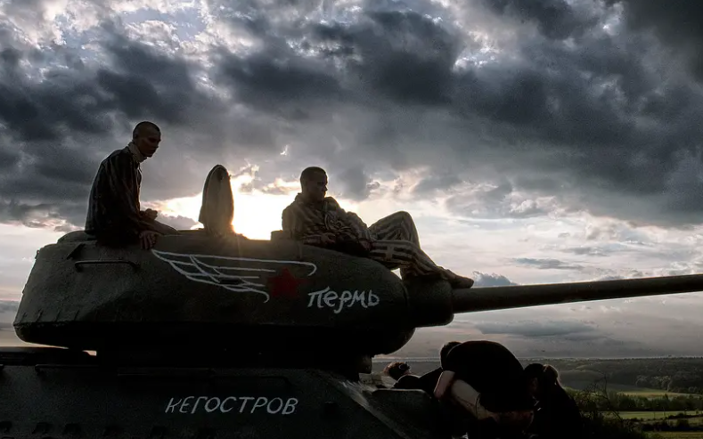 猎杀T34，真实事件改编，苏德超燃坦克大战