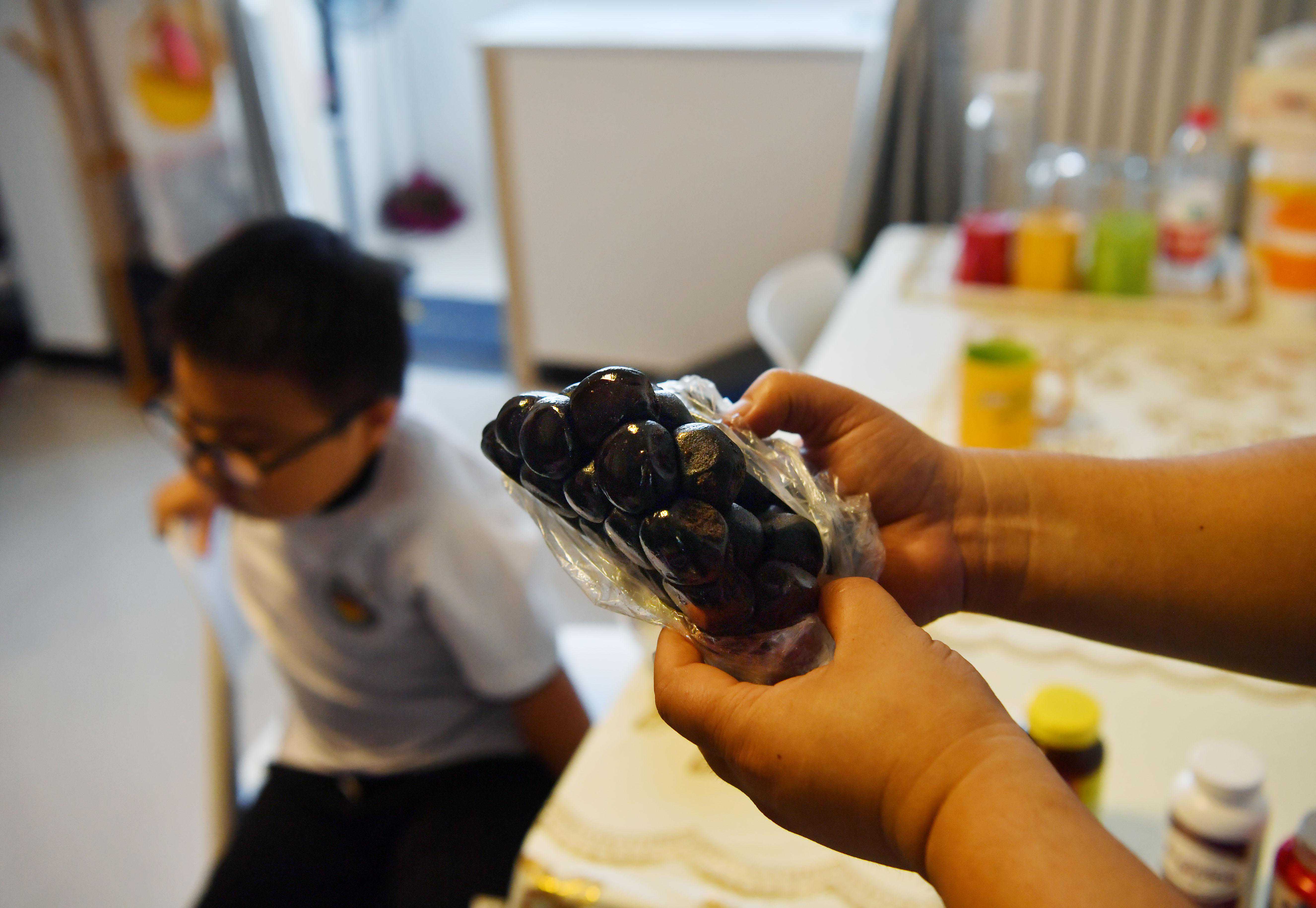 求学路上的罕见病男孩：用“无力”的身体追赶明天