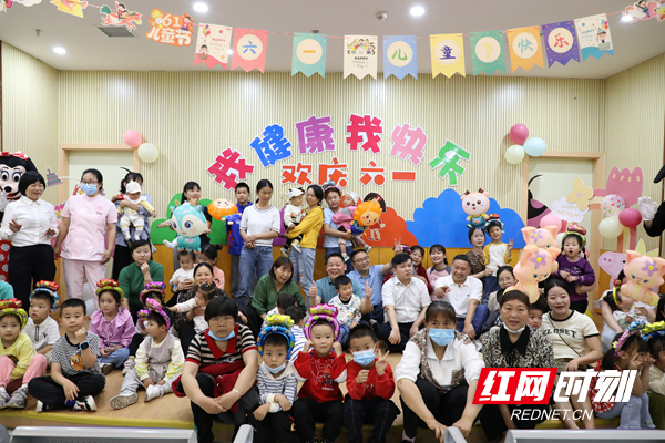 石门县妇幼保健院开展“欢庆六一 我健康 我快乐”亲子活动