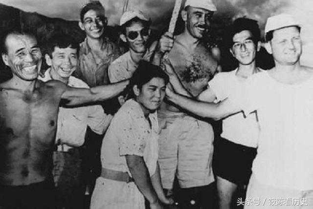 孤岛求生的丑恶，32个男子和1个日本女人，一场没有硝烟的战争！