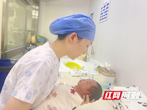 卓越服务丨新生儿科：“袋鼠式护理”一开始就要给宝宝最好的呵护
