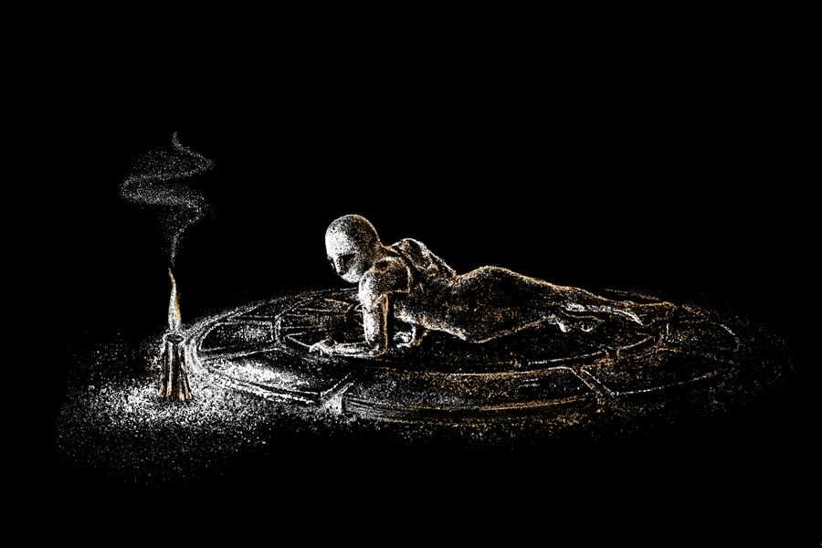 关灯、点蜡！惊悚游戏要像《烛影暗牢》这么玩才有味道