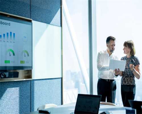 疯狂跨界！69只企鹅挑战北极生存，结果出人意料！